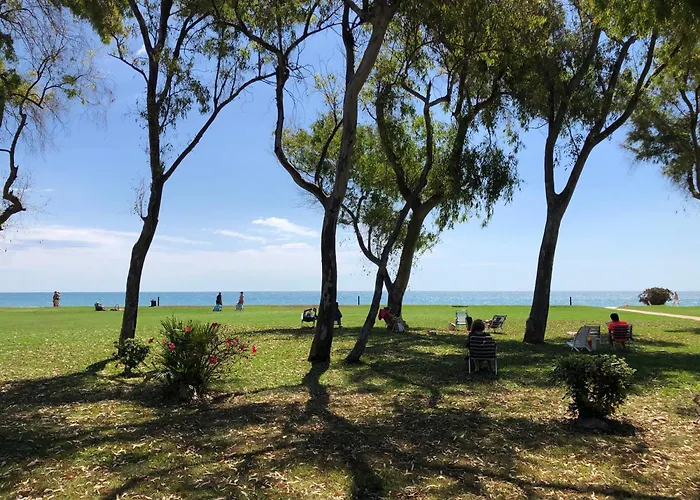 Mondrian Edessa 公寓 *